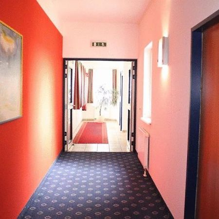 Hotel Servus Europa Suben Exteriör bild